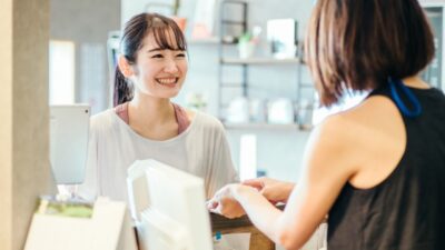 【生徒が通い続ける教室に】1秒で生徒さんの信頼感が爆上がりする魔法の一言